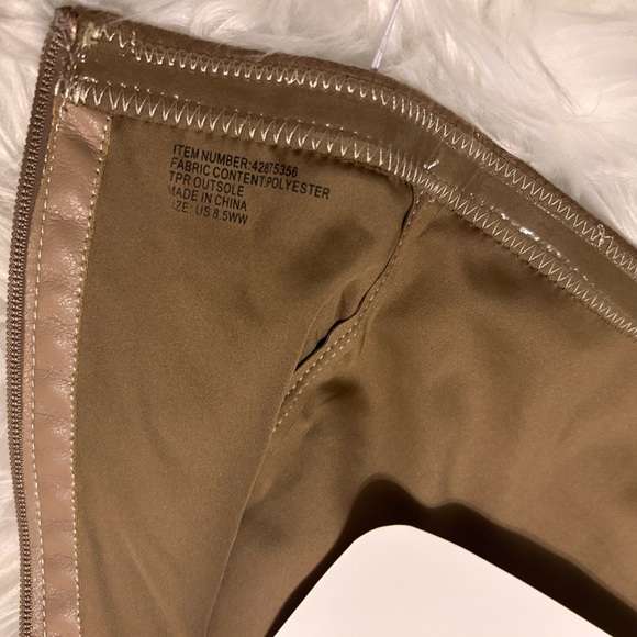 NWT Torrid Over-the-knee boot with wide calf boot: taupe 8.5 3” block heel - Picture 5 of 7